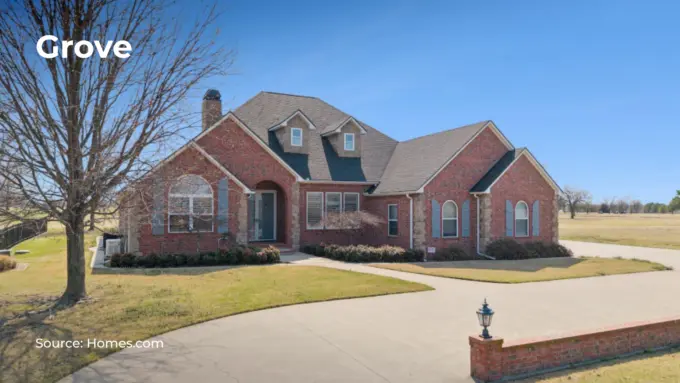 Photo of house in Grove, Oklahoma